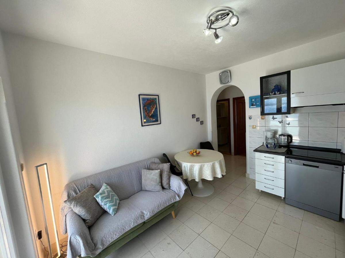 Apartment Merlin Bol Esterno foto