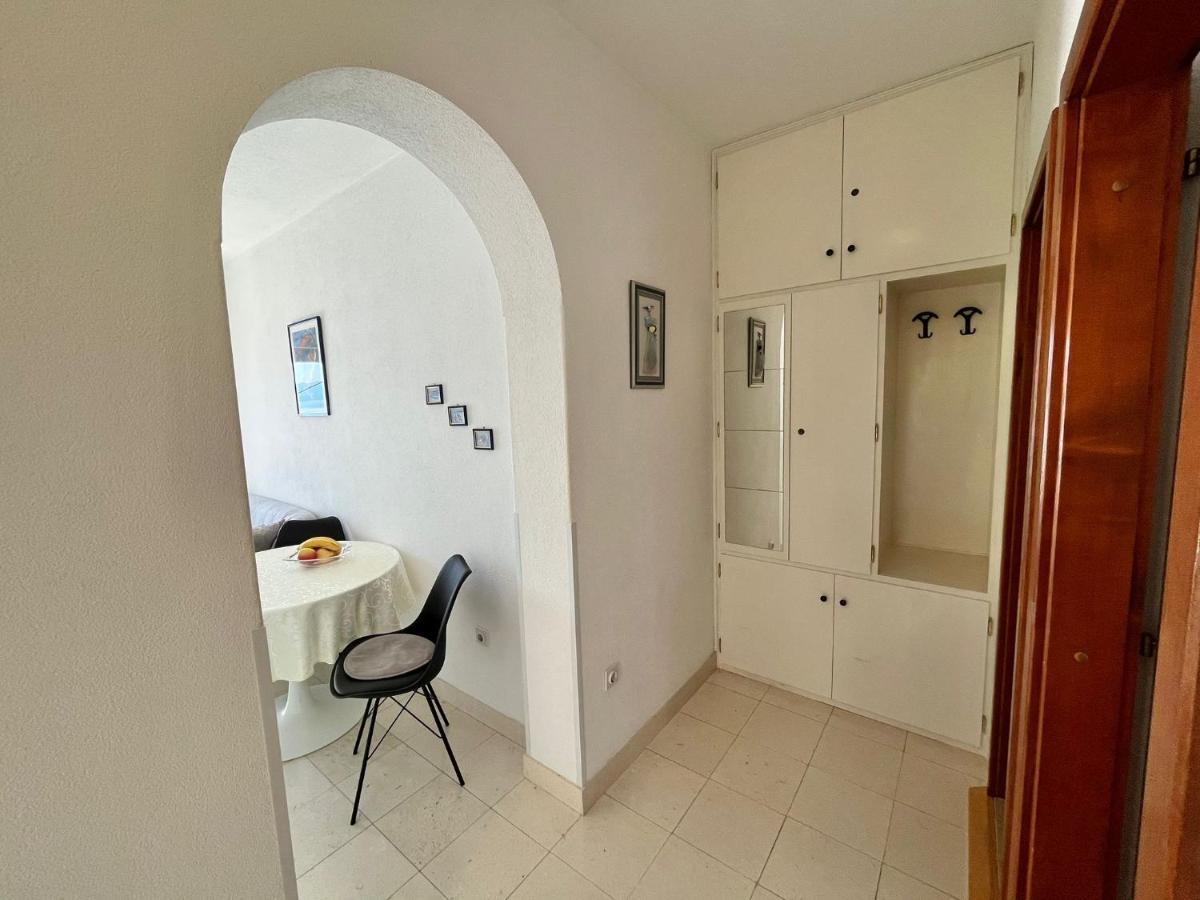 Apartment Merlin Bol Esterno foto