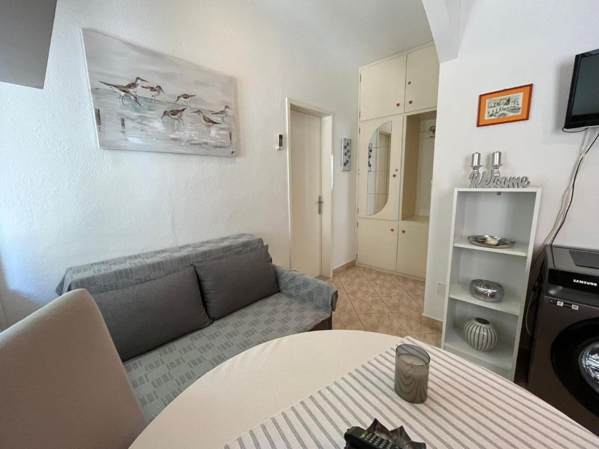 Apartment Merlin Bol Esterno foto