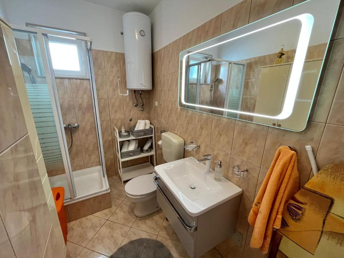 Apartment Merlin Bol Esterno foto