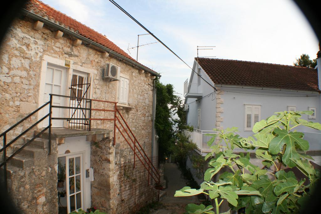 Apartment Merlin Bol Esterno foto